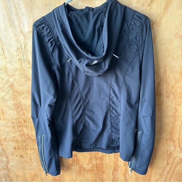 Zella Full Zip Black Reflective Hooded Activewear Sweatshirt Jacket - Picture 2 of 11